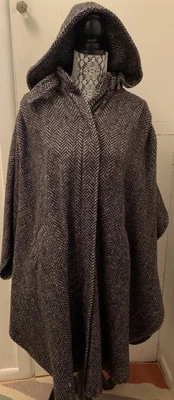 Saxton Hall Vintage Tweed Wool Cape Herringbone Black Medium - Image 1 of 4