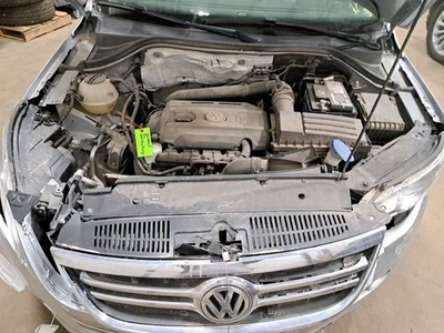 Rh Passenger Side Front Lamp 2010 Tiguan Sku#4293780 - Image 1 of 4