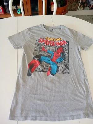 Marvel Spider-Man Graphic Short Sleeve Grey Kids Small T-shirt Unisex Youth - Image 1 of 4