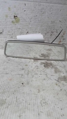 Used Front Center Interior Rear View Mirror fits: 2017 Volkswagen Passat SW Fron - Image 1 of 4