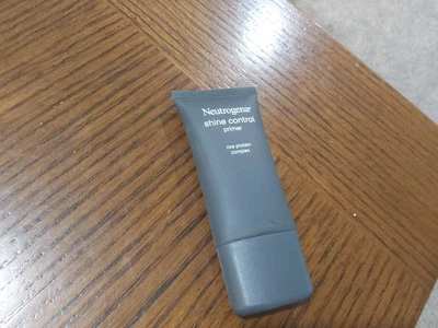 Neutrogena ORIGINAL Shine Control Primer w/ Rice Protein Complex 30ml 1oz NEW - Image 1 of 2