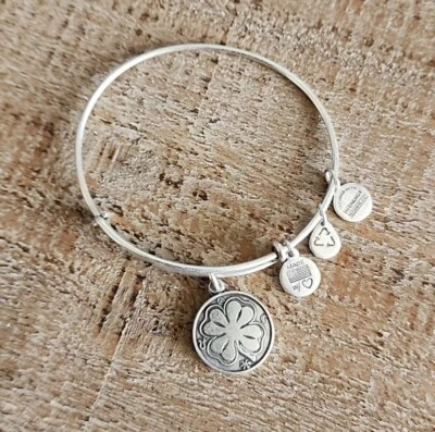Brazalete Brazalete Trébol Cuatro Hojas Alex and Ani, Plata Foto 1 de 3