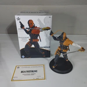 Icon Heroes DC Comics Rebirth Deathstroke Statue #0017 of 1000 - Picture 1 of 5