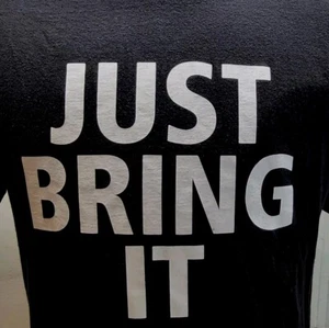 Camisa The Rock Dwayne Johnson 2011 WWE Just Bring It Brahma Bull Para Hombres L Doble - Imagen 1 de 13