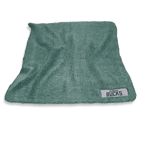 Milwaukee Bucks 50'' x 60'' Frosty Fleece Blanket Cover