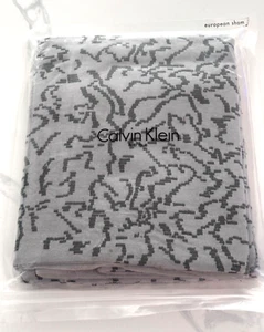 Calvin Klein Home European Sham Silken Mosaic Silver - Bild 1 von 2