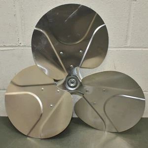 Dayton 24" Aluminum Fan Propeller 2C372, 3 Blade, 1725 RPM, 18°, 1/2" Bore, CW - Picture 1 of 8