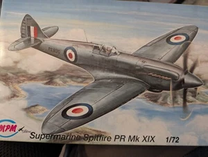 Vintage MPM Supermarine Spitfire PR Mk XIX Fighter 1/72 Scale Model Kit - Picture 1 of 1