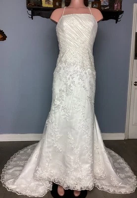 Anjolique Wedding Dress Woman’s White Size 8 Beaded Lace Chapel Train - Image 1 of 4