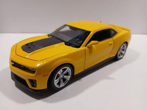 Welly 1:24 Scale CHEVROLET CAMARO ZL1 Diecast - #24042 - Picture 1 of 4