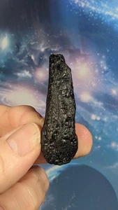 Große Tektit Meteorit Träne Lieferung im Karton mit Informationen 55x18mm - Bild 1 von 2