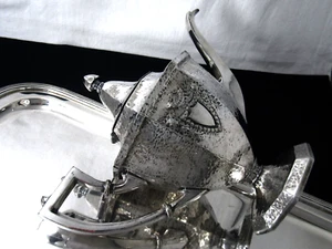 ❤️ HERALDIC 1847 ROGERS TEAPOT 9 ¼” ARTS & CRAFTS c. 1916 HTF - Picture 1 of 12