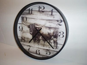 Beautiful 12" Longhorn Steer Wall Clock - Picture 1 of 3