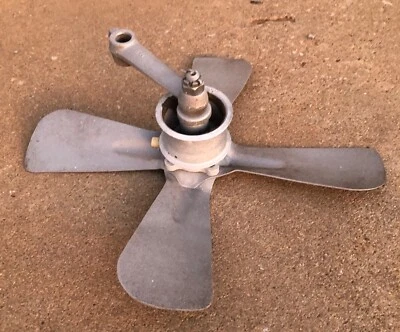 ANTIGUO MONTAJE VENTILADOR RADIADOR FORD MODELO T {ENVÍO GRATUITO A EE. UU.} Foto 1 de 2