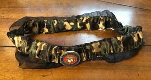 Vestido de novia de encaje negro y camuflaje temático USMC liga medallón del Cuerpo de Marines - Imagen 1 de 2