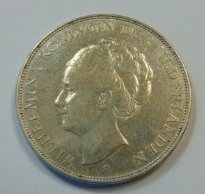 1932 NETHERLANDS 2-1/2 GULDEN SILVER (.720) COIN - Picture 1 of 2