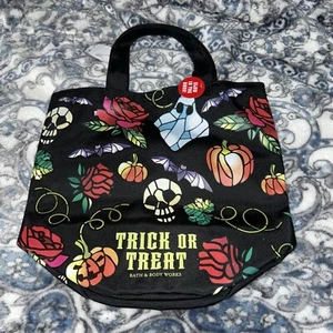 Bath Body Works Halloween Trick or Treat Tote Bag Glows In The Dark NWT - Picture 1 of 4