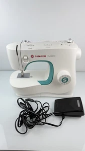 Neuwertige Singer M3300 Nähmaschine mit 97 Stichapplikationen - Bild 1 von 11