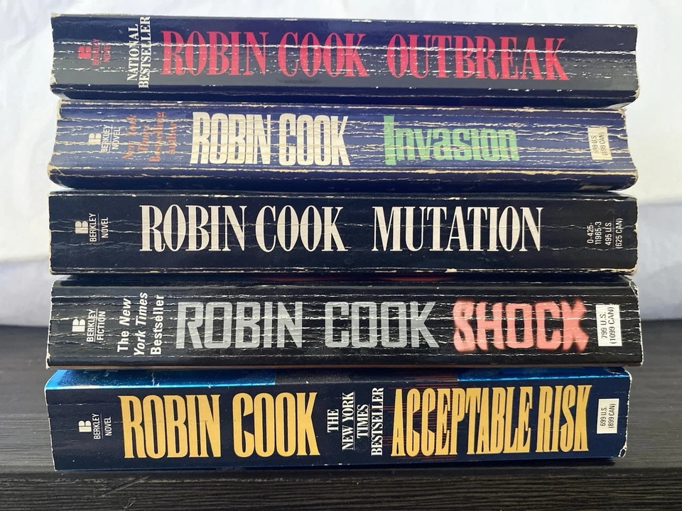 Robin Cook - Lot of Paperbacks Outbreak/Invasion/Mutation/Shock/Acceptable Risk Foto 1 de 1
