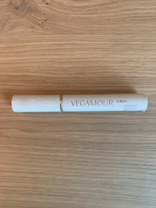 VEGAMOUR GRO+ ~ Erweitertes Wimpernserum 0,10 flüssige Unzen **NEU VERSIEGELT** - Bild 1 von 4