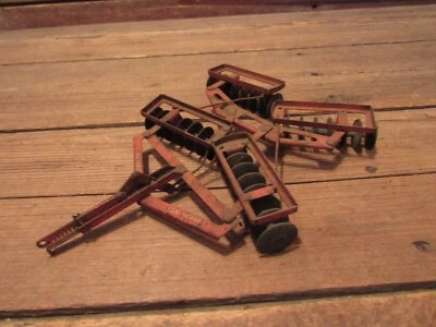 Vintage Tru Scale Tandem Disc Harrow 1/16 scale - Late 1950’s Era - PARTS! - Image 1 of 4