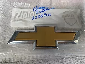 Genuine GM 2017-2022 Chevrolet Camaro Bowtie Emblem 23358106(B) - Bild 1 von 10