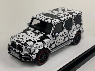 Motorhelix Mercedes Benz AMG G63 1/64 de 2019 edición Panda 64-141 Foto 1 de 4