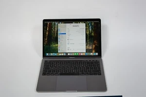 MacBook Pro 13" 2018 / Core i7 / SSD 500 GB / 16 GB RAM / - Foto 1 di 7