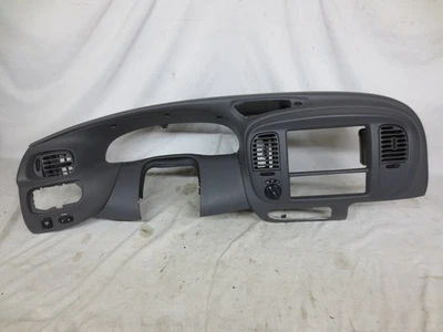 98-02 Lincoln Navigator dash bezel radio trim ~ 011 01 05 25 - Image 1 of 4
