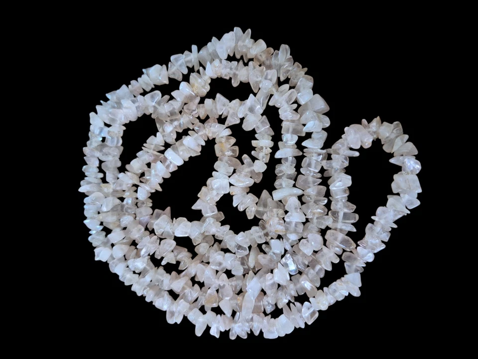 Rose Quartz Chip Necklace Light Pink Beads Bohemian Style  36” Boho  — 第 1/3 张图片