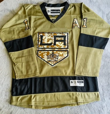 Camiseta Reebok Los Angeles Kings Día de los Veteranos talla M Foto 1 de 2