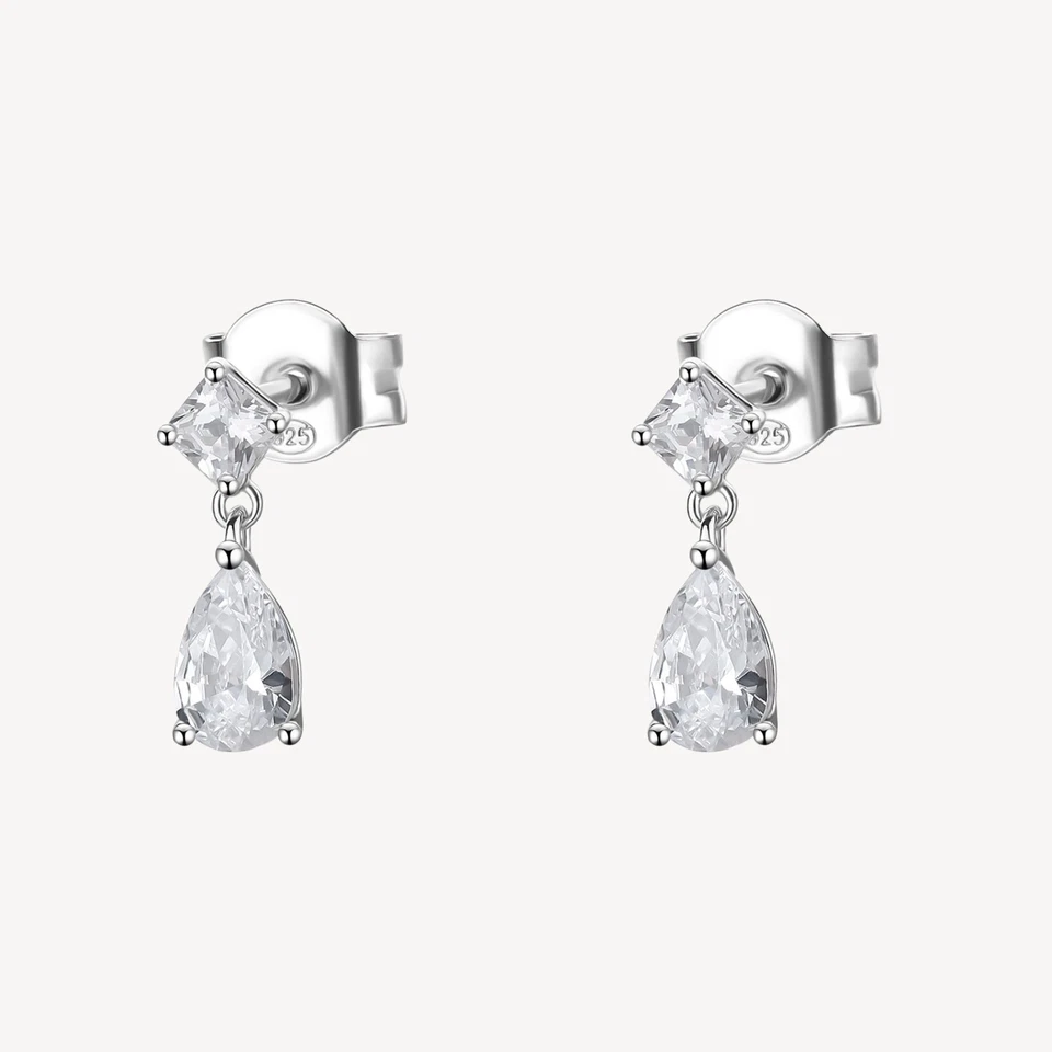 Brosway paio orecchinI  Fancy - Infinite White  in argento e zirconi FIW117 - Immagine 1 di 1