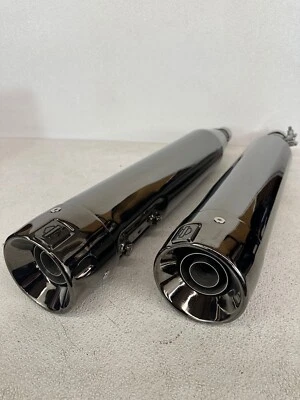 Silenciadores cromados quemados Harley Davidson Road Glide CVO Touring 2024 OEM Foto 1 de 4