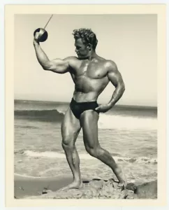 Beefcake Nude Male Photo 1950 Bruce Of LA Gay Physique Sword Fencing M7447 - Picture 1 of 2