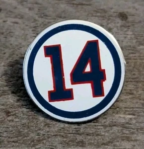 Ernie Banks Jersey Number 14 Memorial Chicago Cubs MLB Baseball Lapel Pin  - Picture 1 of 4