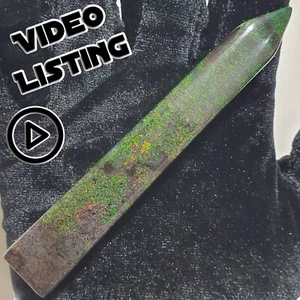 Rare Andamooka Matrix Opal Green Fire Tower Point Self Standing Treated Polished - Photo 1 sur 12