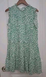 Pinch Dress Womens Sz M Ruffle Neck Abstract Green White Tiered Shift Lined Boho - Picture 1 of 14