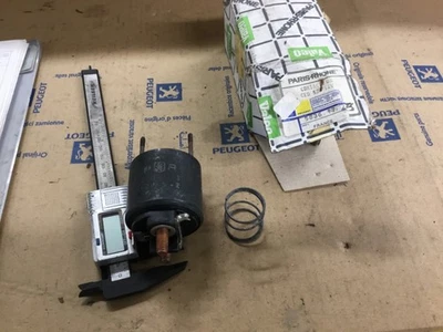Peugeot 305 xr5 xl5 starter motor solenoid Paris rhone  583623 CED533 1290 1472C - Image 1 of 3