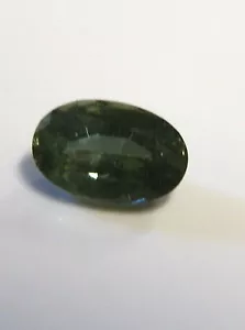 Natural earth-mined green sapphire oval gemstone...0.94 carat gem - Foto 1 di 2