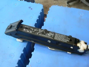 95-01 BMW E38 740 750 Jack - Picture 1 of 2