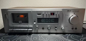 Vintage AKAI Stereo Cassette Deck GX-M10 Woodgrain Japan - Picture 1 of 9