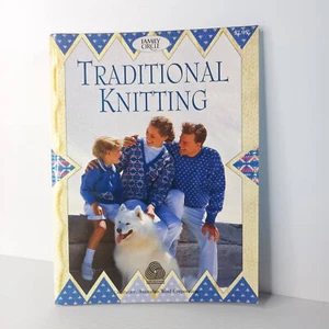 Family Circle by Traditional Knitting - Imagen 1 de 6