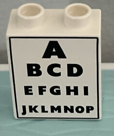 Lego Duplo Doctors Clinic 5695 Eye Chart Lot # 7