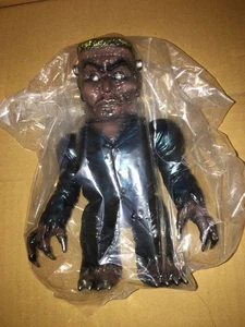 Macho X Marmit Skull Headbutt marmit SHB Soft Vinyl - Picture 1 of 1