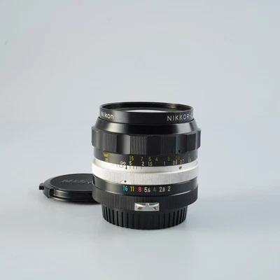 VERY GOOD Nikon Non Ai Nikkor-O 35mm F/2 Prime Lens - Image 1 of 4