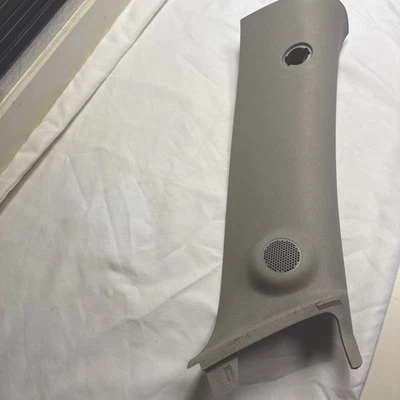 2006-2010 HUMMER H3 лобовое стекло правая сторона стойка внутренняя серая отделка молдинг OEM - Изображение 1 из 4