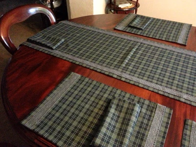 3 Pairs of Matching Serviettes  for Green Tartan & Grey Cotton Lace - Image 1 of 4