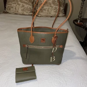 Dooney Bourke Olive Pebble Leather Large Shopper With Matching French Wallet - Picture 1 of 13