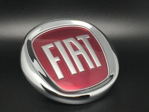 FIAT 85MM LOGO POSTERIORE ORIGINALE ROSSO SCUDO EMBLEMA FREGIO STEMMA BADGE - Foto 1 di 3
