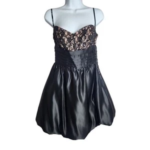 Betsey Johnson Evenings Sequined buble hem cocktail dress sz 6 NYE Holiday Y2K - Picture 1 of 12